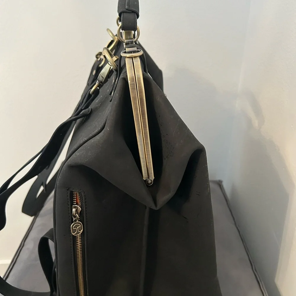 Laflore Toto Tote Black (Cork) - Picture 3 of 12